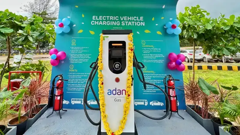 India's top energy and city gas distribution firm, Adani Total Gas Limited (ATGL), and the country's first-ever e-commerce platform, Flipkart, have signed a Memorandum of Understanding (MoU).