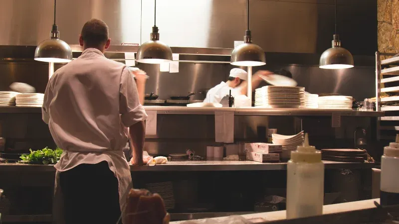 Cloud Kitchen - Trending latest and upcoming business in India 2025