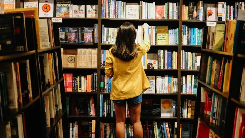 Book Store Business - Small Business Idea in Kolkata