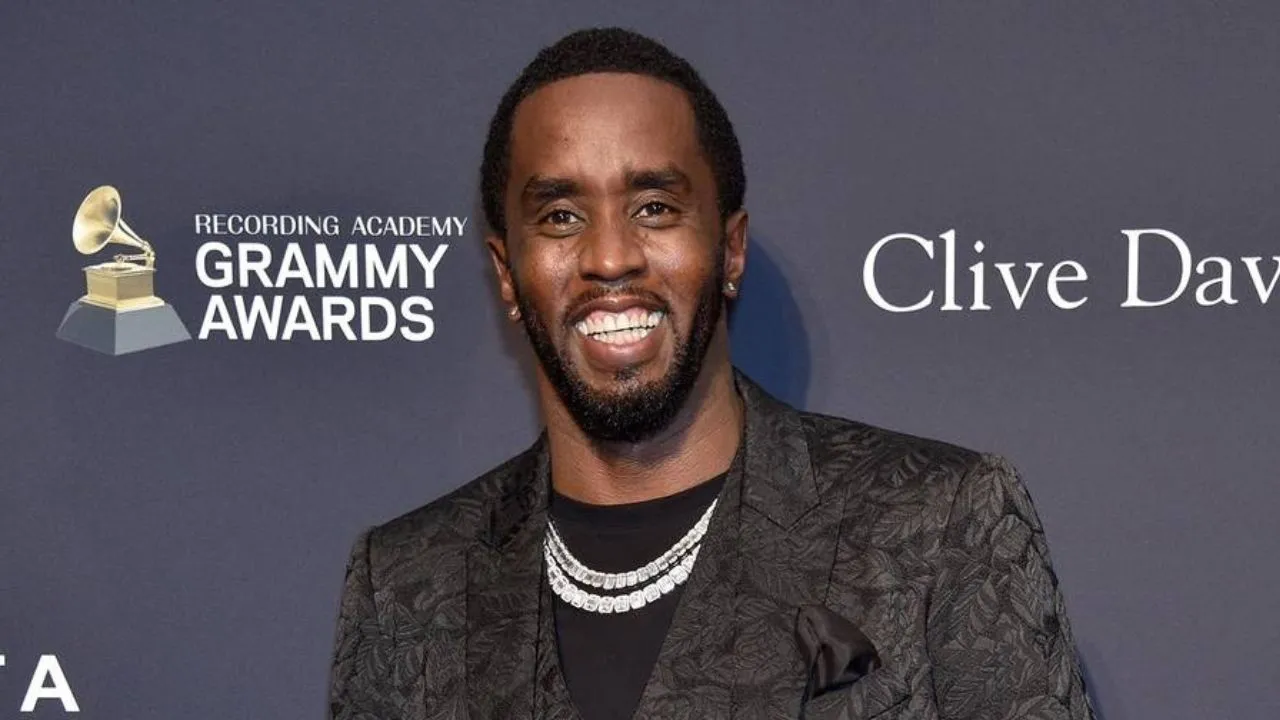  Sean Diddy Combs Photograph: (X) 