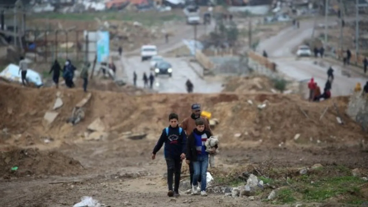  Gaza truce: Israel says Hamas must release 'three live hostages' under ceasefire agreement Photograph: (AFP) 