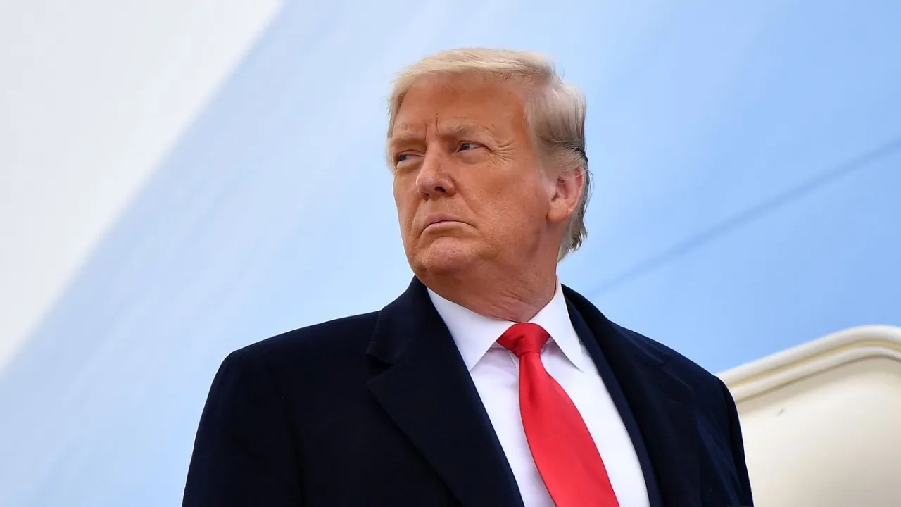  The Donald Trump administration announced to eliminate around 2,000 US Agency for International Development (USAID) employees while placing a handful of them across the world on paid leave on Sunday (Feb 23).  Photograph: (AFP) 