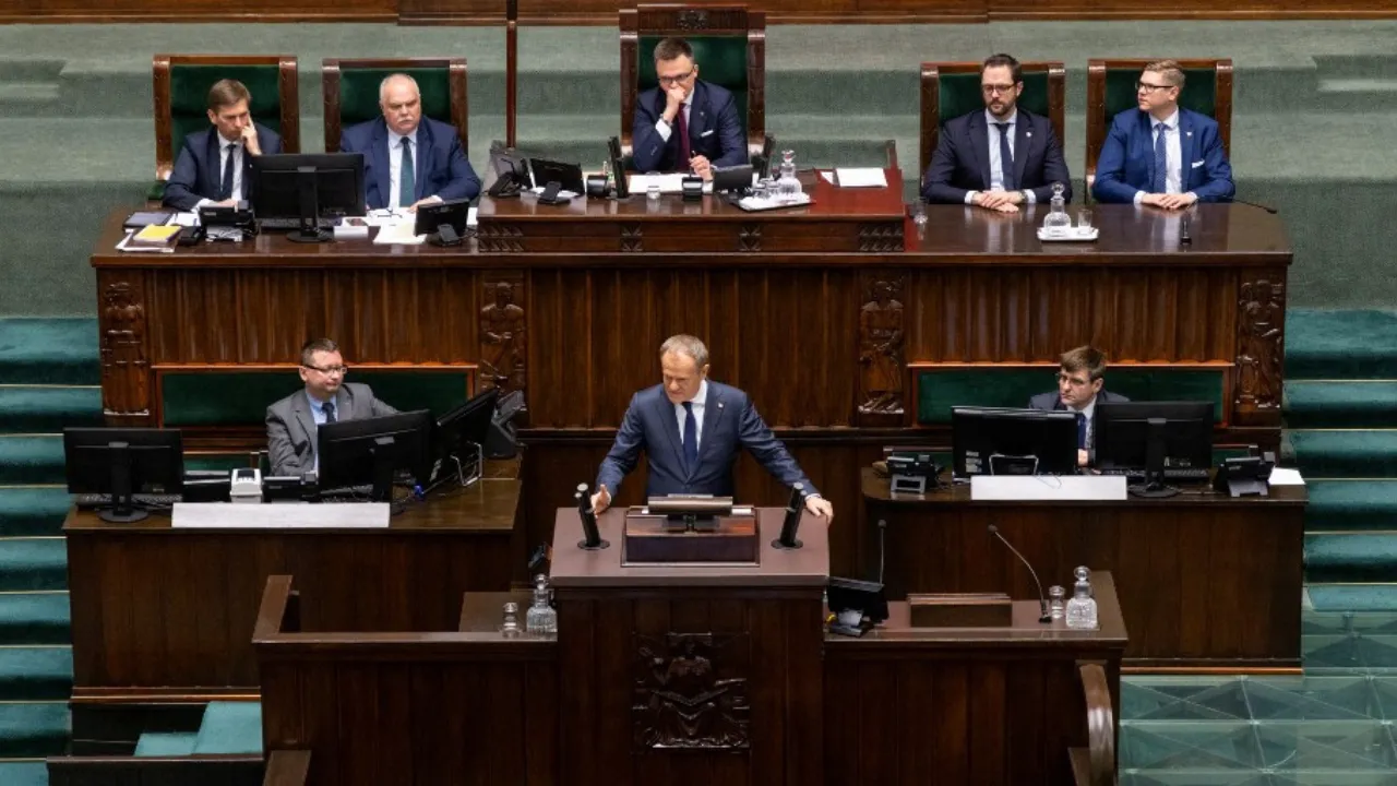  Poland's Prime Minister Donald Tusk (C) addresses parliament on the situation in Ukraine, Warsaw, March 7, 2025. Photograph: (AFP) 