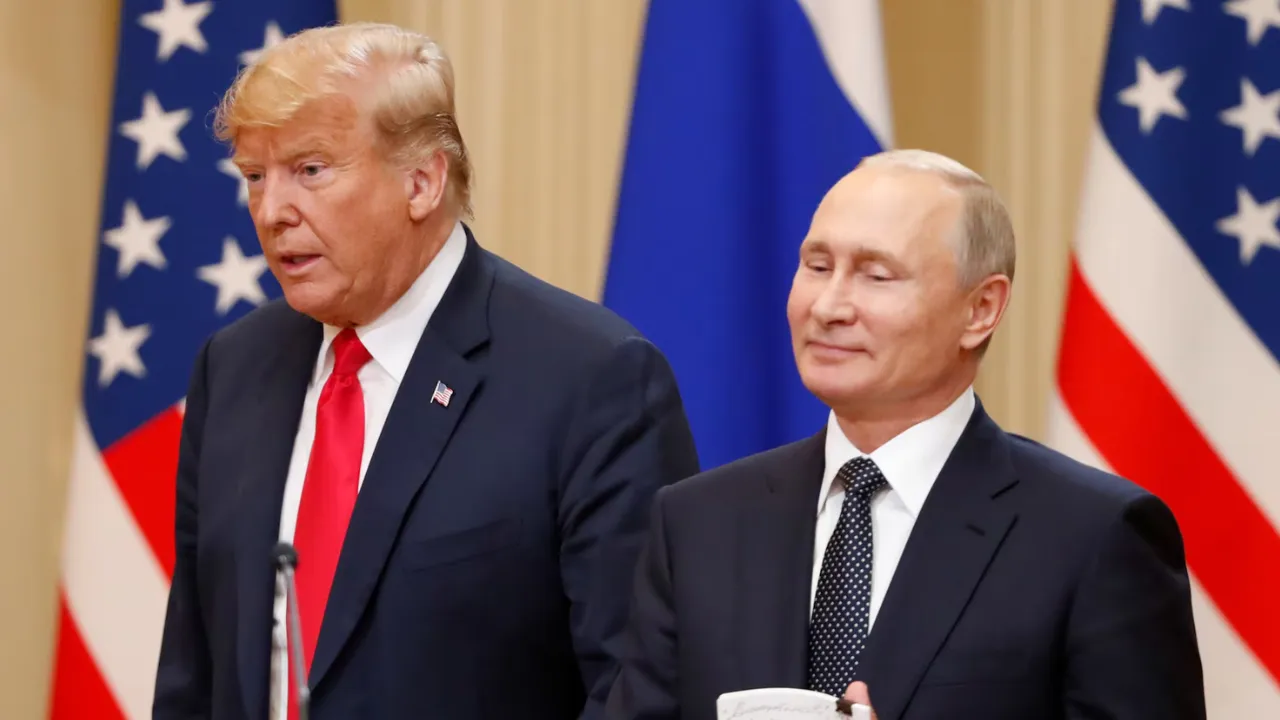  US President Donald Trump and Russian counter Vladimir Putin  Photograph: (Reuters ) 