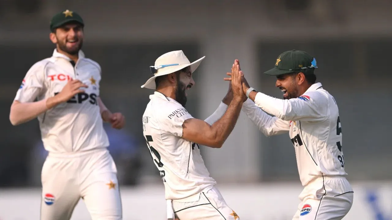  PCB slaps huge fine to Pakistan seamer for slogan supporting Imran Khan Photograph: (Others) 