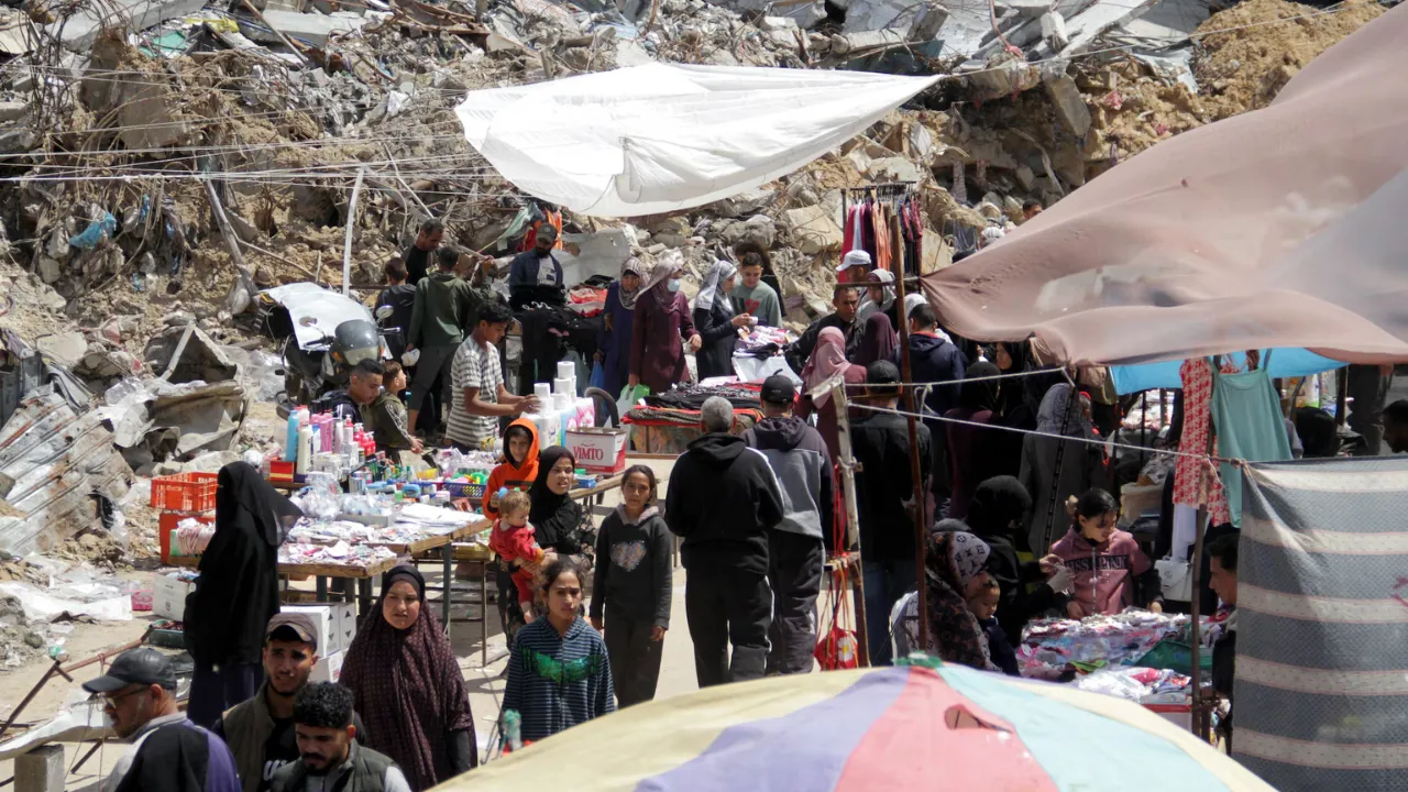  Prayers amid destruction as war turns festivities to mourning Photograph: ( Reuters) 