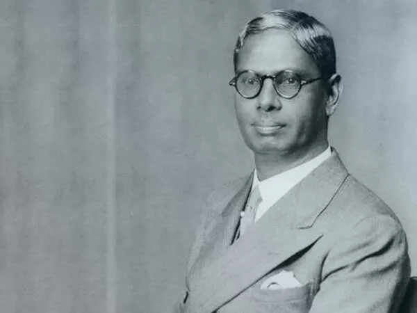 R K Shanmukham Chetty 