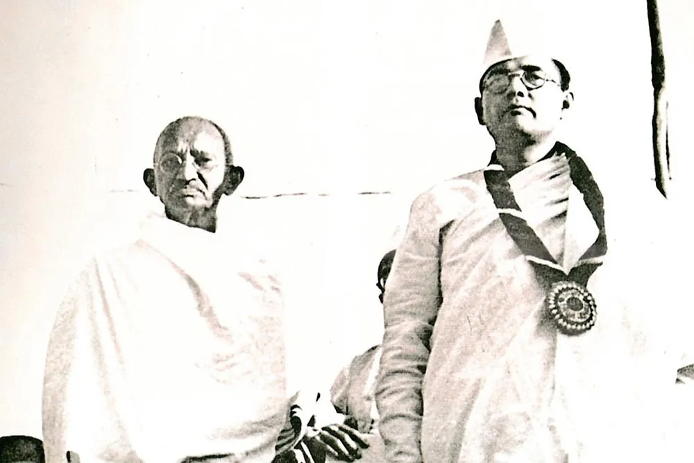 SUBHASH WITH GANDHI