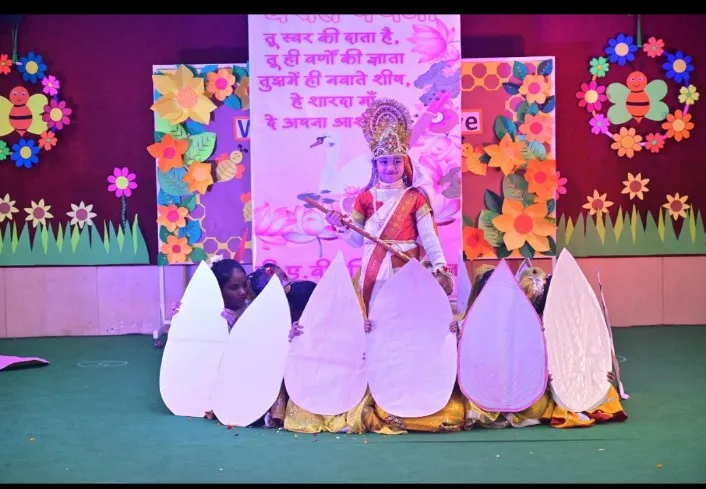 बच्चों ने प्रस्तुत किये कार्यक्रम 