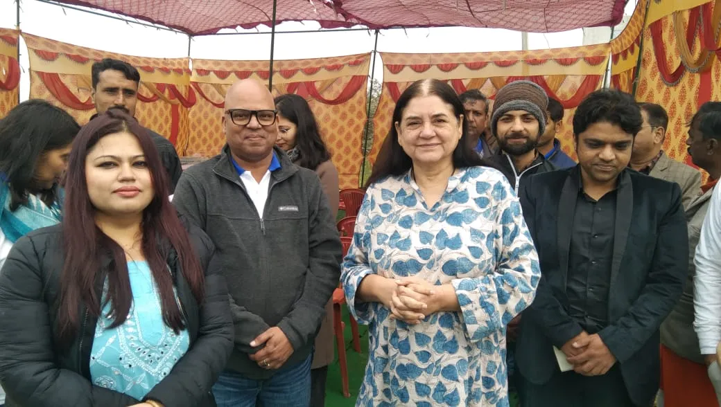 मेनका गांधी 
