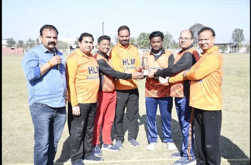 मैत्रीपूर्ण क्रिकेट
