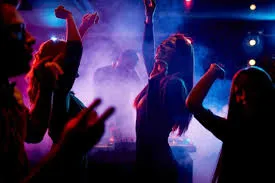 dance in pub