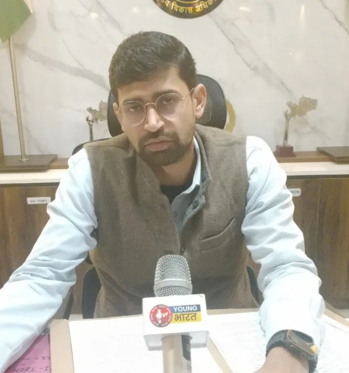 सीडीओ अभिनव गोपाल