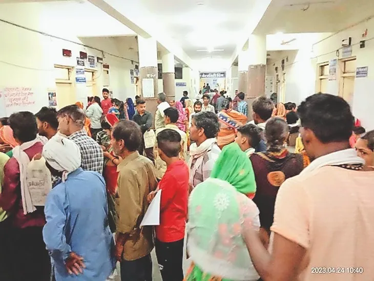 सरकारी अस्पताल में ओपीडी के मरीज 