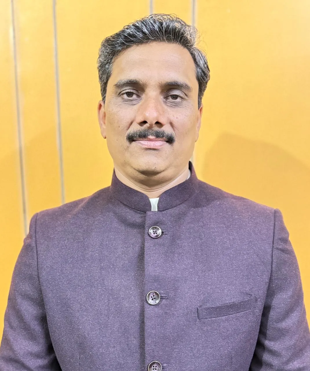 मुकेश यादव 