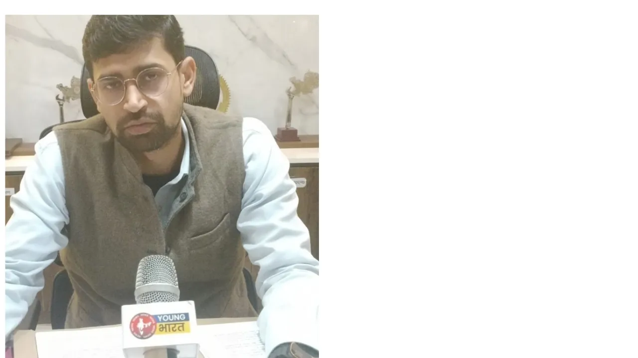 सीडीओ अभिनव गोपाल 
