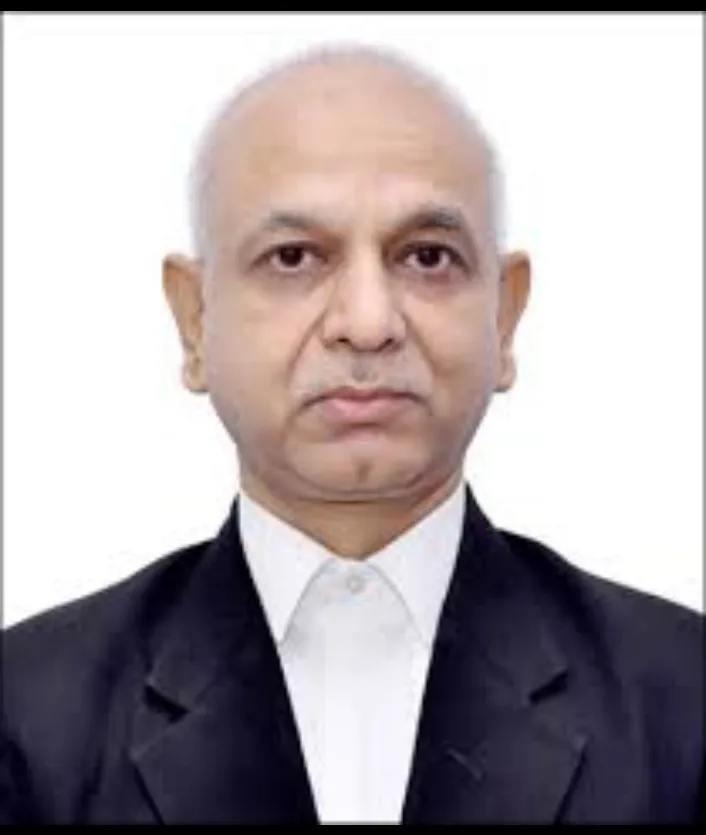 न्यायाधीश गाजियाबाद