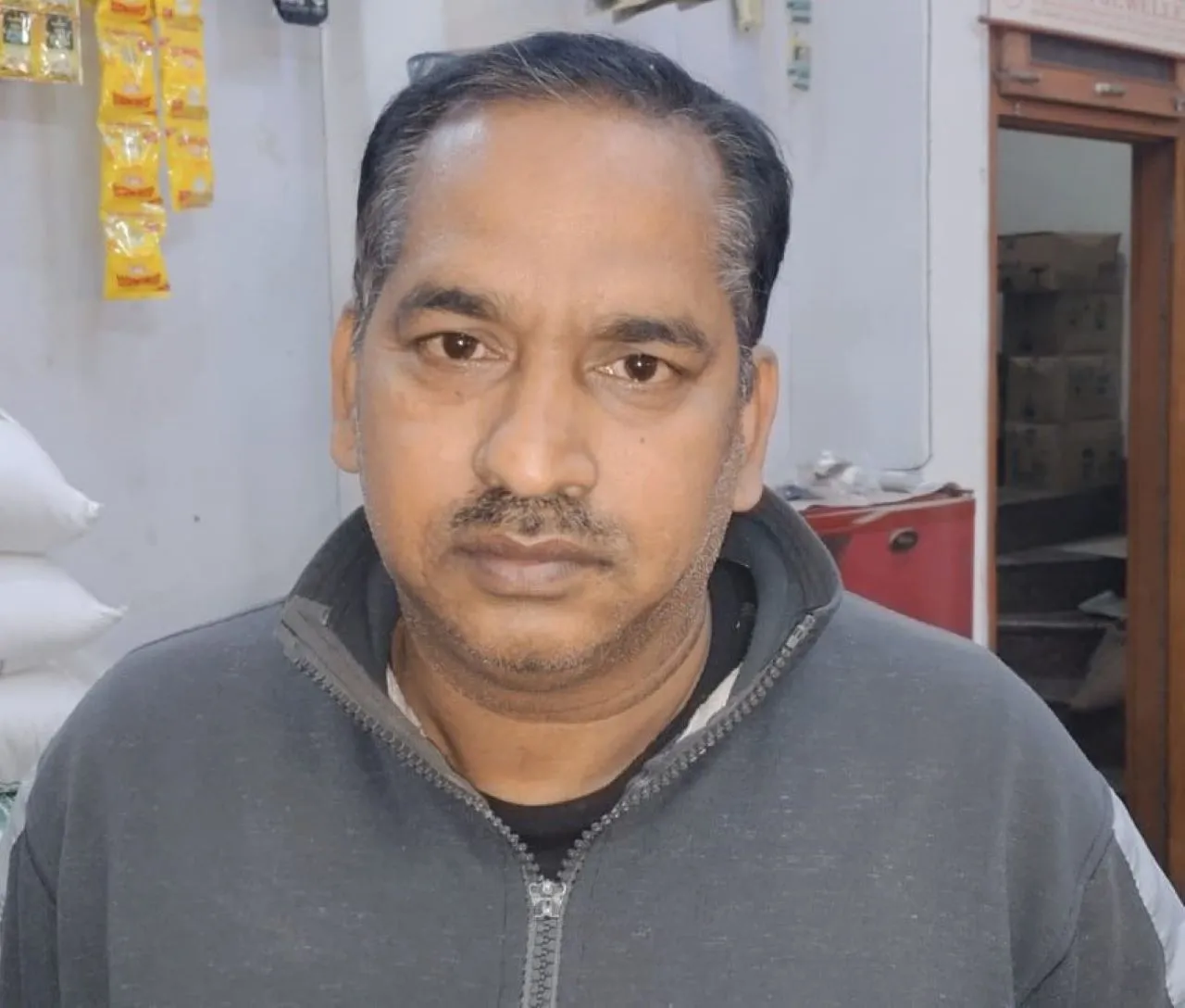 ििइइसस