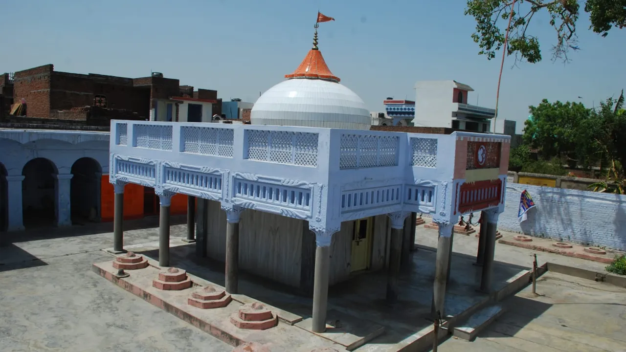 मणिनाथ मंदिर