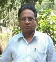 कब्रिस्तान में होली