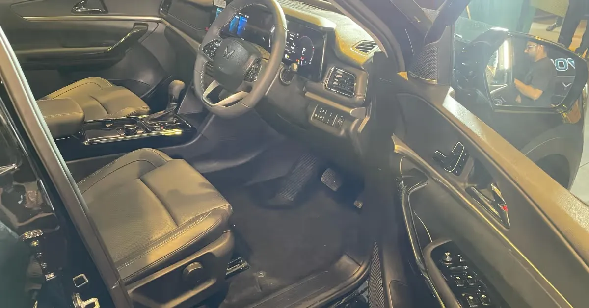 XUV 5