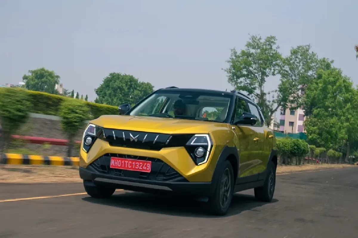 XUV 7