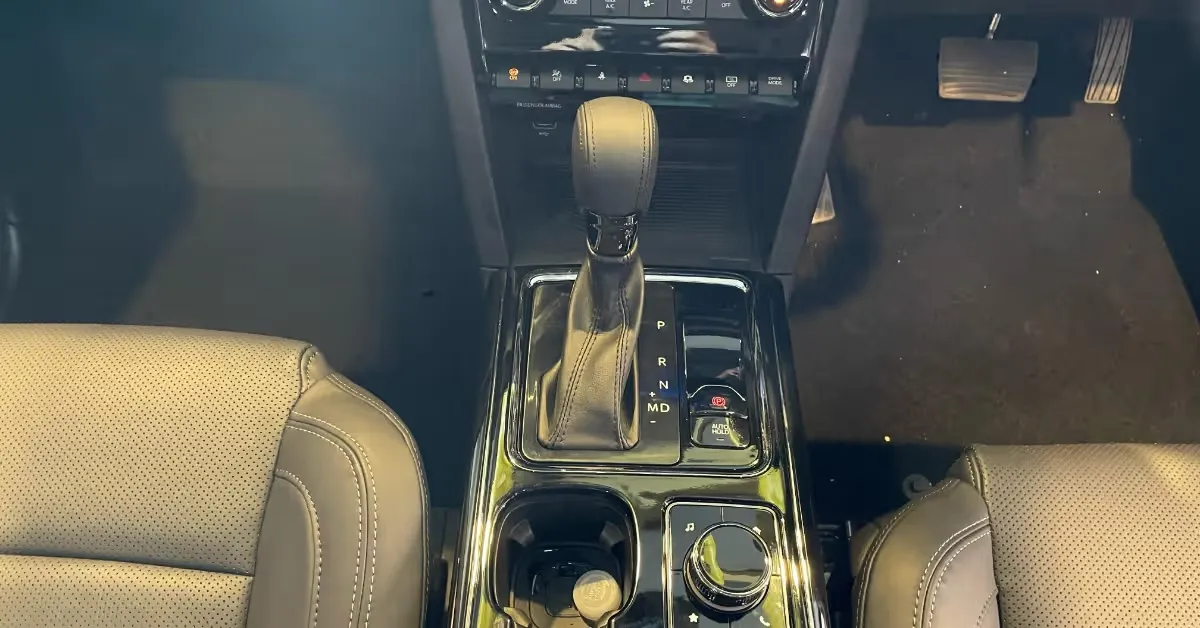 XUV 8
