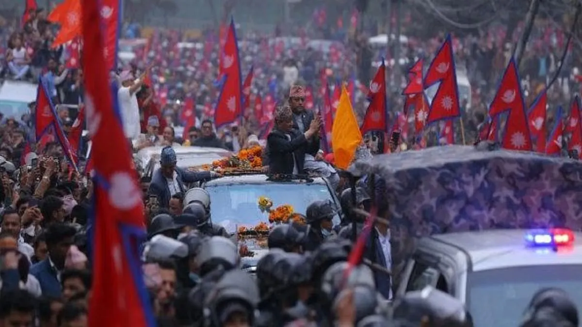 नेपाल में पूर्व नरेश ज्ञानेंद्र शाह।