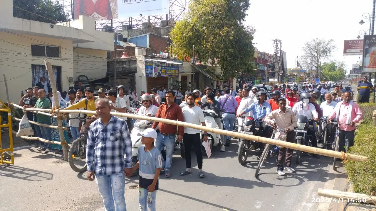 Crowd gathered