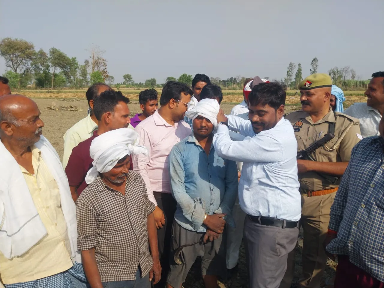 खेत बना क्लासरूम 