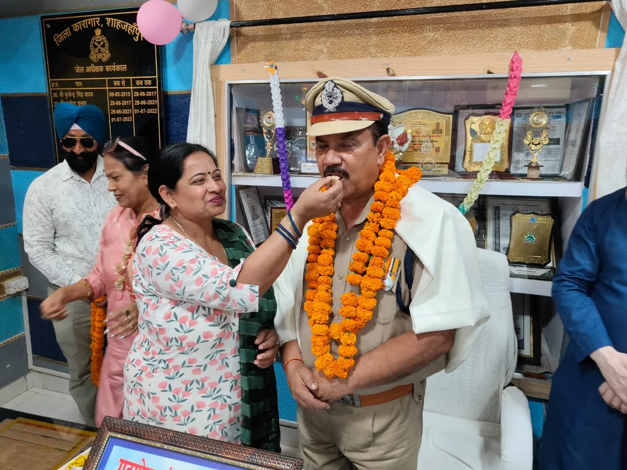 मिजाजी लाल को मिला प्रमोशन का तोफा 