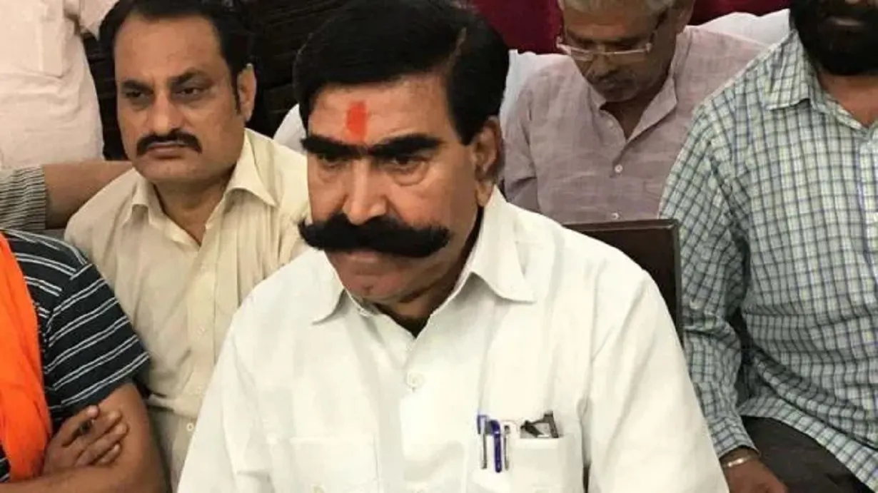 Gyandev Ahuja10