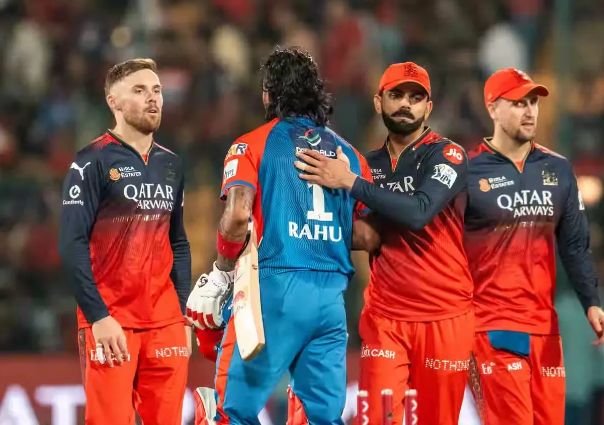 RCB VS DC