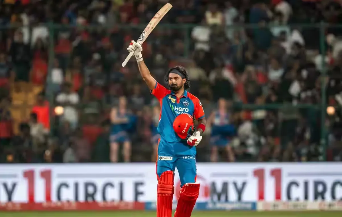 KL Rahul celibrate