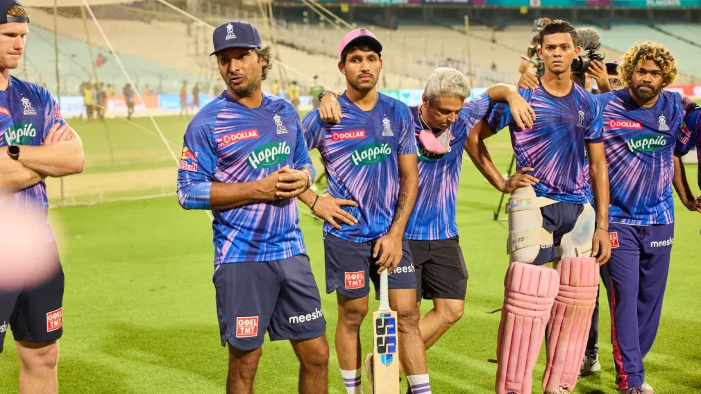 Kumar Sangakkara, director of cricket of Rajasthan Royals, speaks to the team during a training session as Yashasvi Jaiswal (second from right) and Dhruv Jurel (centre).