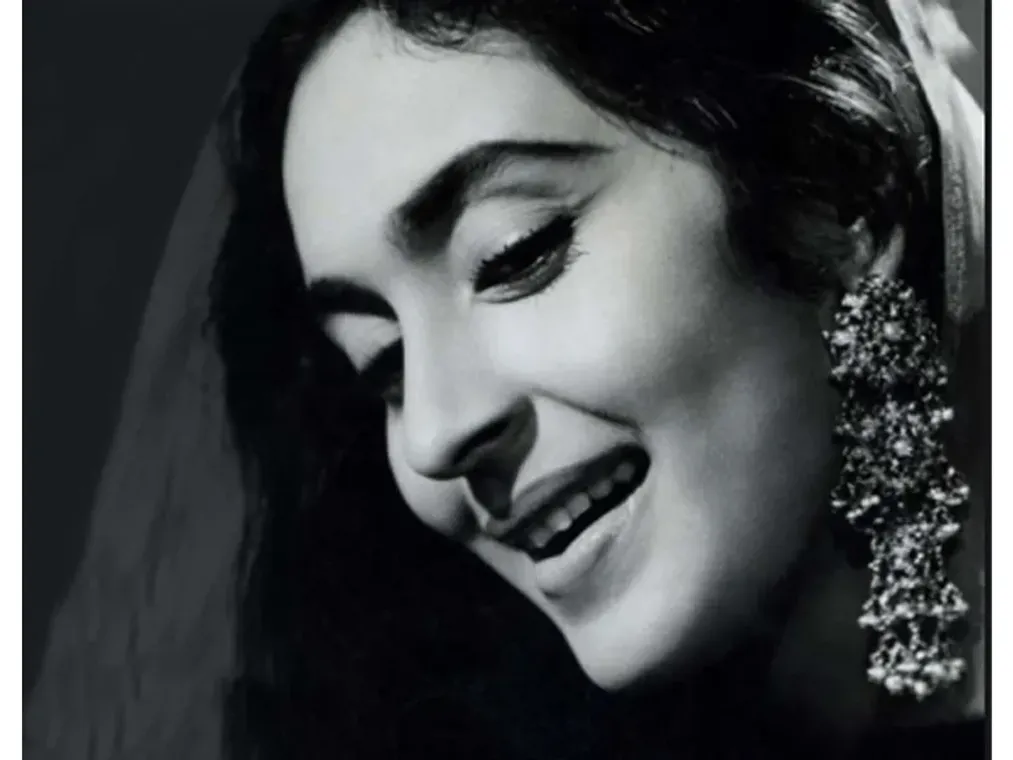 Nutan Birthday Special : 14 की उम्र में फिल्म डेब्यू 16 की उम्र में बनीं मिस इंडिया ,नूतन के निधन के बाद ये दो फिल्में हुईं रिलीज़