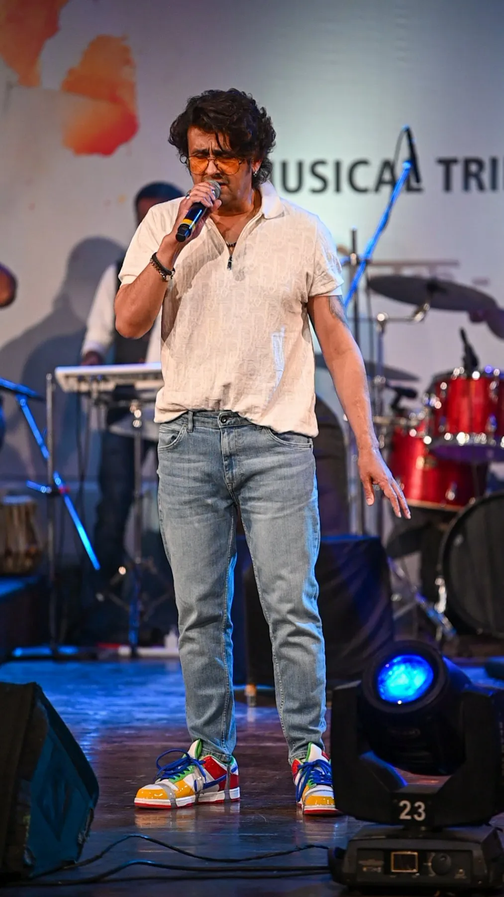 Soni Nigam MUKKTI at MUKKTI - A Smita Thackrey Foundation celebrates Bala Saheb Thackrey's  Birth Anniversary