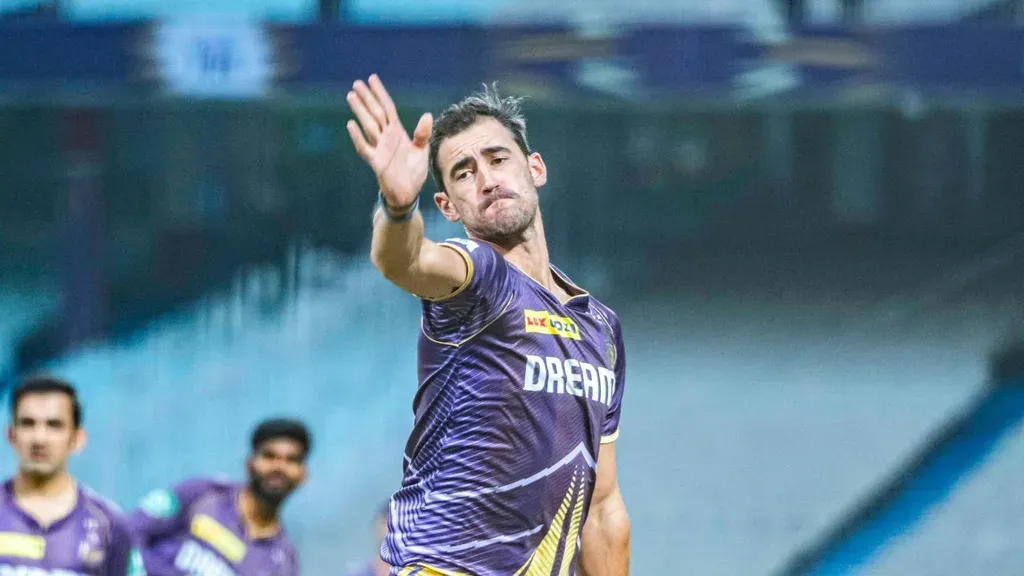 Mitchell Starc bowling in the practice ahead of KKR vs SRH match in Kolkata.
