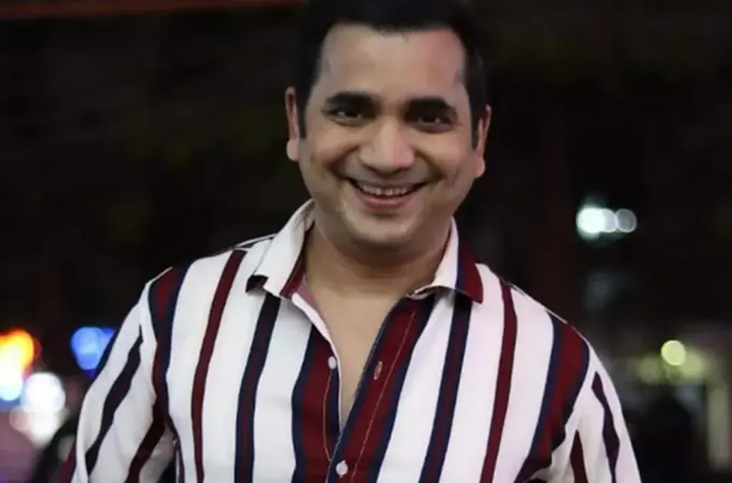 Saanand Verma Celebrates National Book Lovers Day