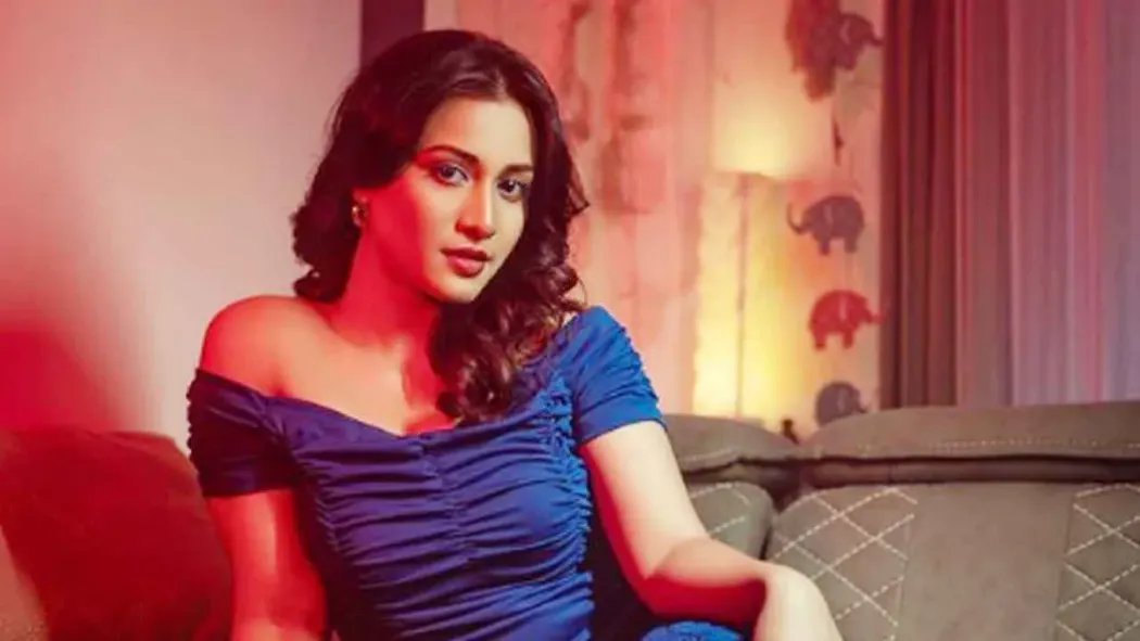 Aayushi Bhave