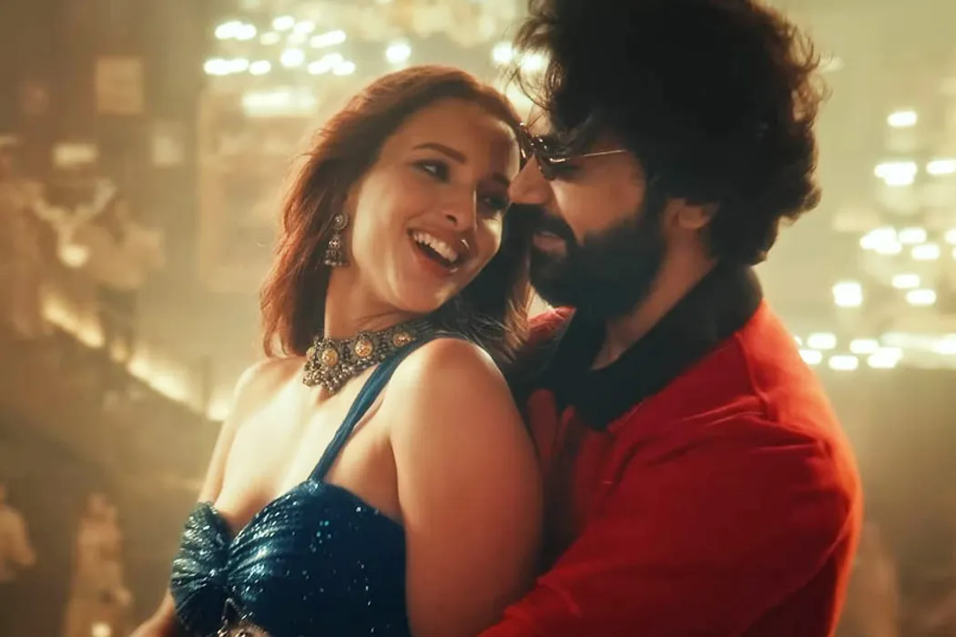 Vicky Vidya Ka Woh Wala Video songs | Vicky Vidya Ka Woh Wala Video song  Mere Mehboob: Rajkummar Rao and Triptii Dimri steal the show with their sizzling steps