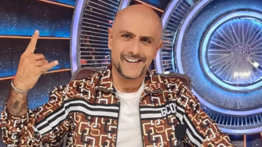 Indian Idol 15: Vishal Dadlani Scolds Contestant For Imitating Singers  Arijit Singh And Atif Aslam | Times Now