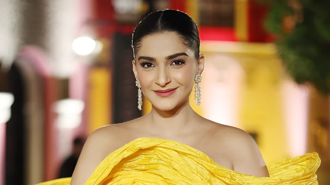 Sonam kapoor dresses buy deals online