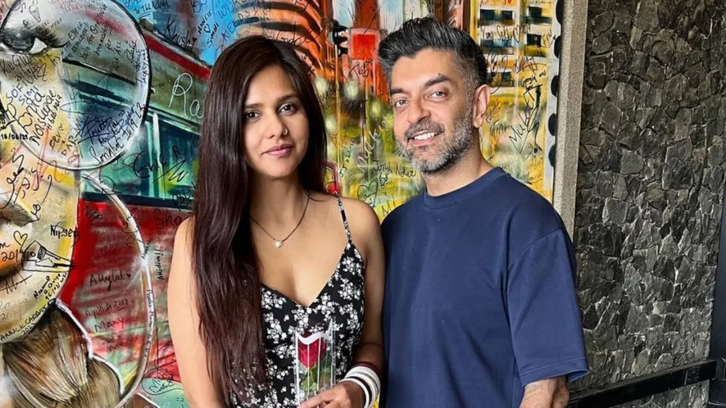 Dalljiet Kaur takes the legal route against estranged husband Nikhil Patel  issues a stay order in Kenya | - Times of India