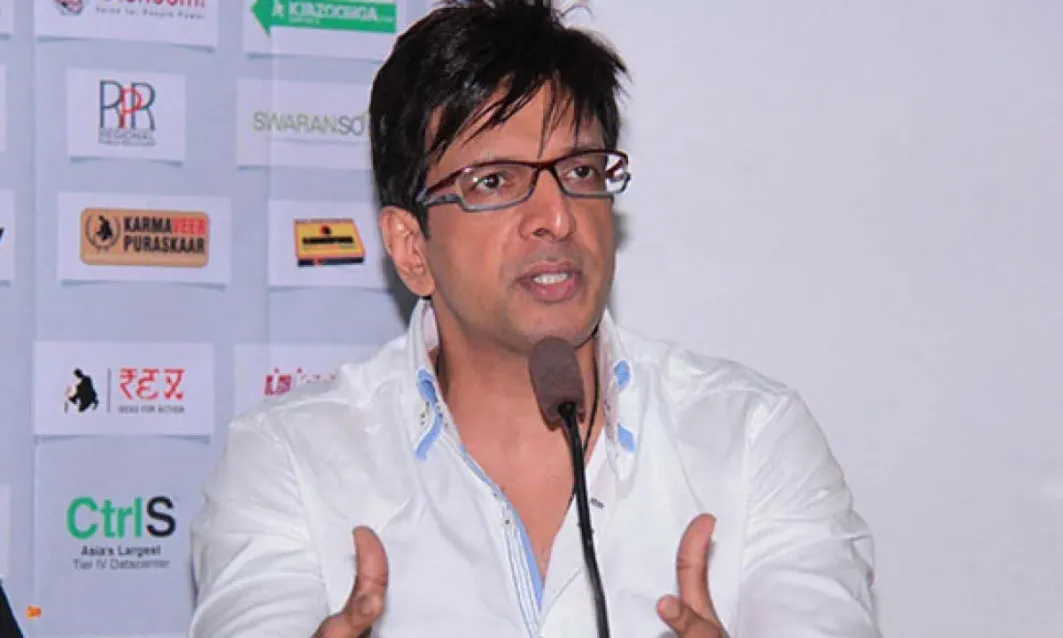 Javed Jaffrey wiki, age, height, movies, wife, son, daughter, father, mother