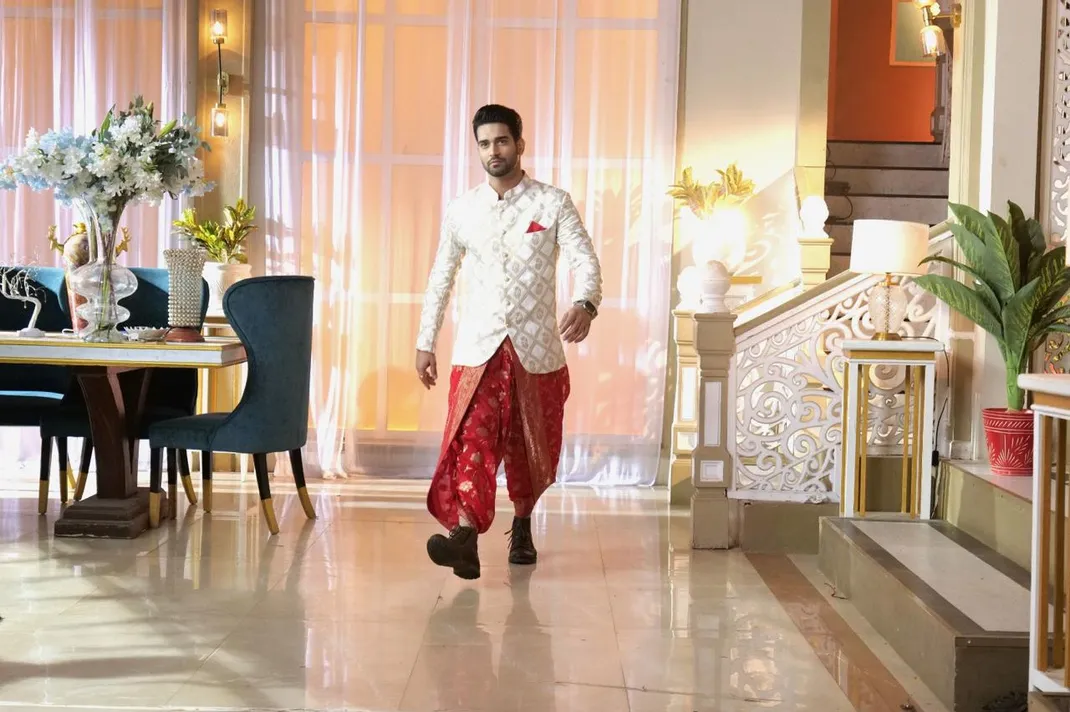 Abhishek Malik Talks Neel's Saree-to-Dhoti Challenge
