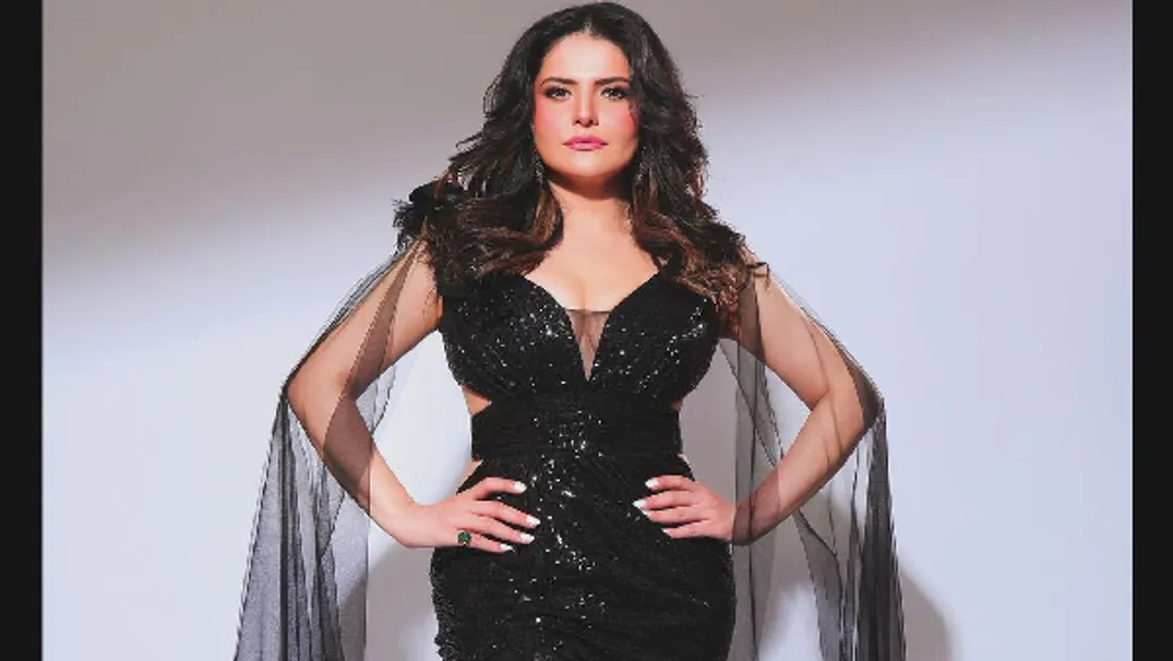 Fitness Frenzy or Film Prep? Zareen Khan's Workout Video Fuels Speculation  of a New Movie Role - Filmibeat