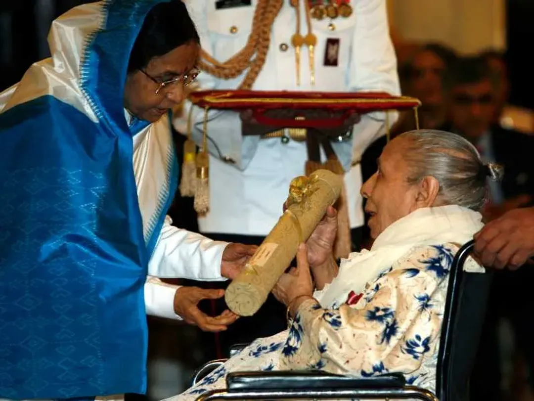 Shamshad Begum awarded