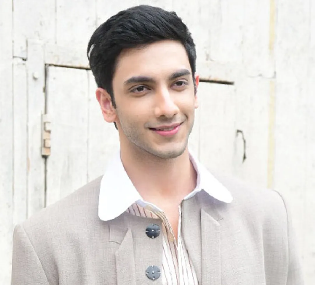 Vedang Raina – Effortlessly Cool