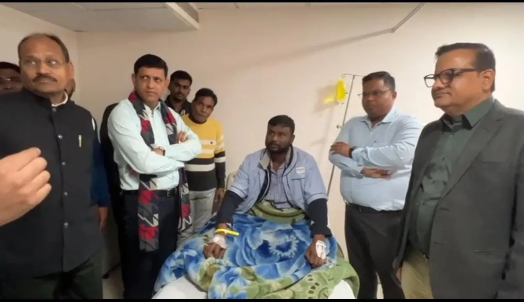 महापौर पुष्यमित्र भार्गव